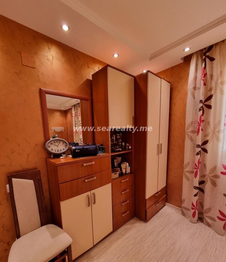 Gallery image 16