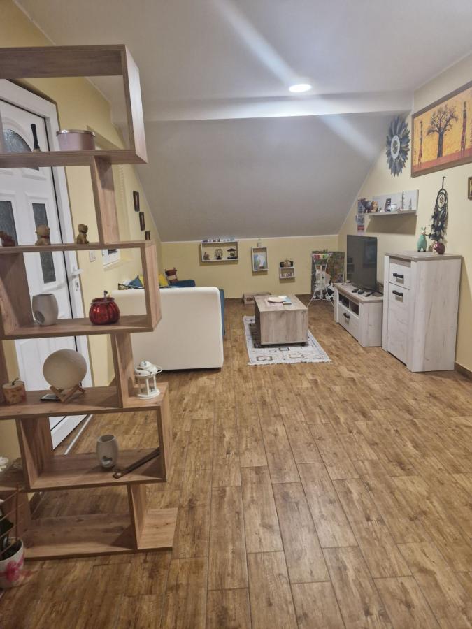 Gallery image 1