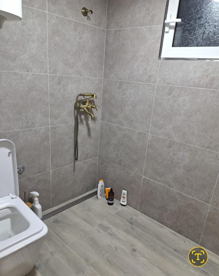 Gallery image 9
