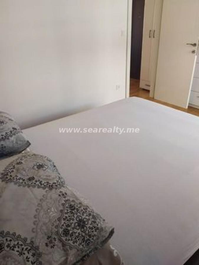 Gallery image 16