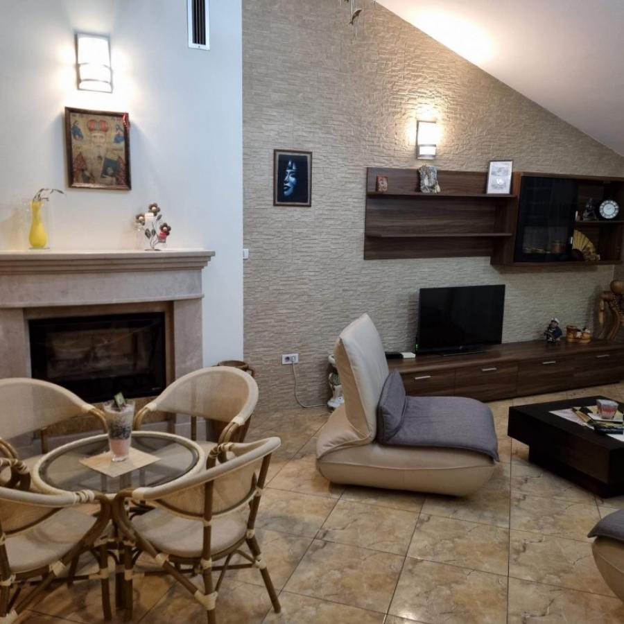 Gallery image 9