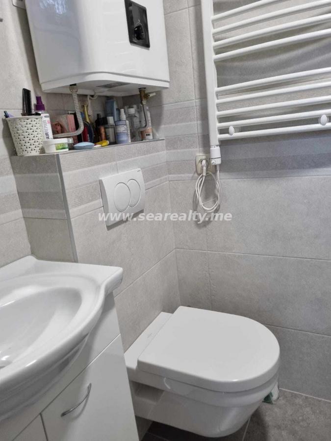 Gallery image 16