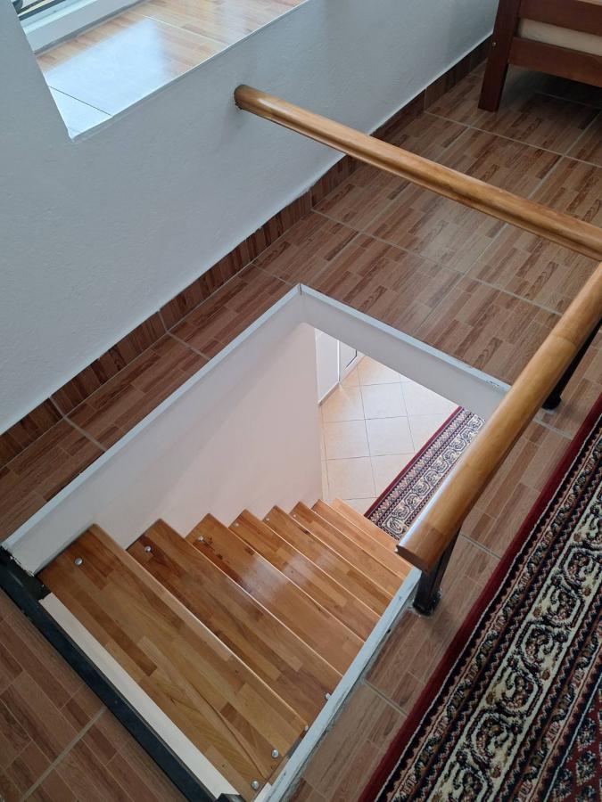 Gallery image 7