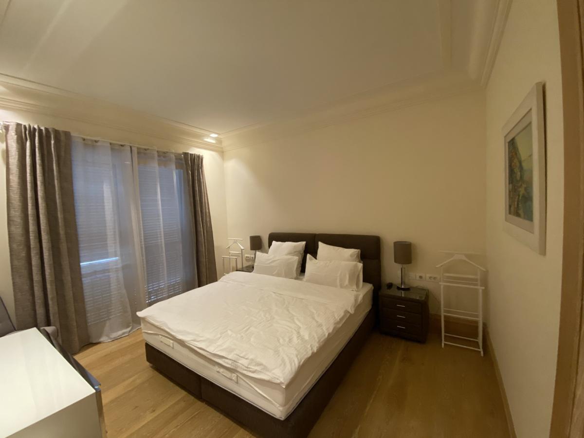 Gallery image 10