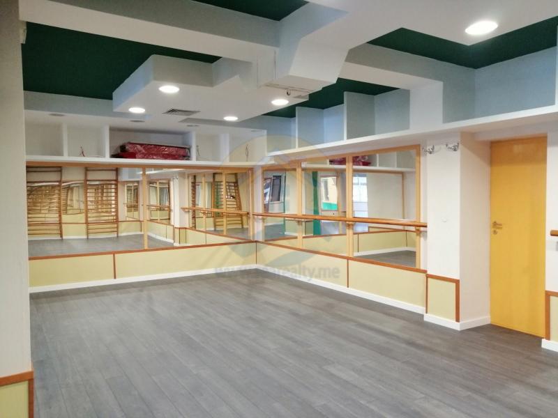 Gallery image 12