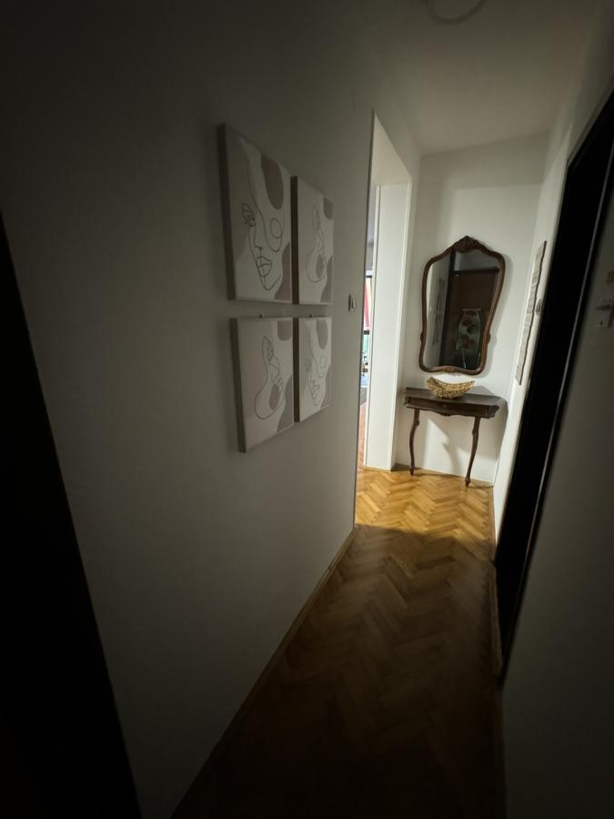 Gallery image 17
