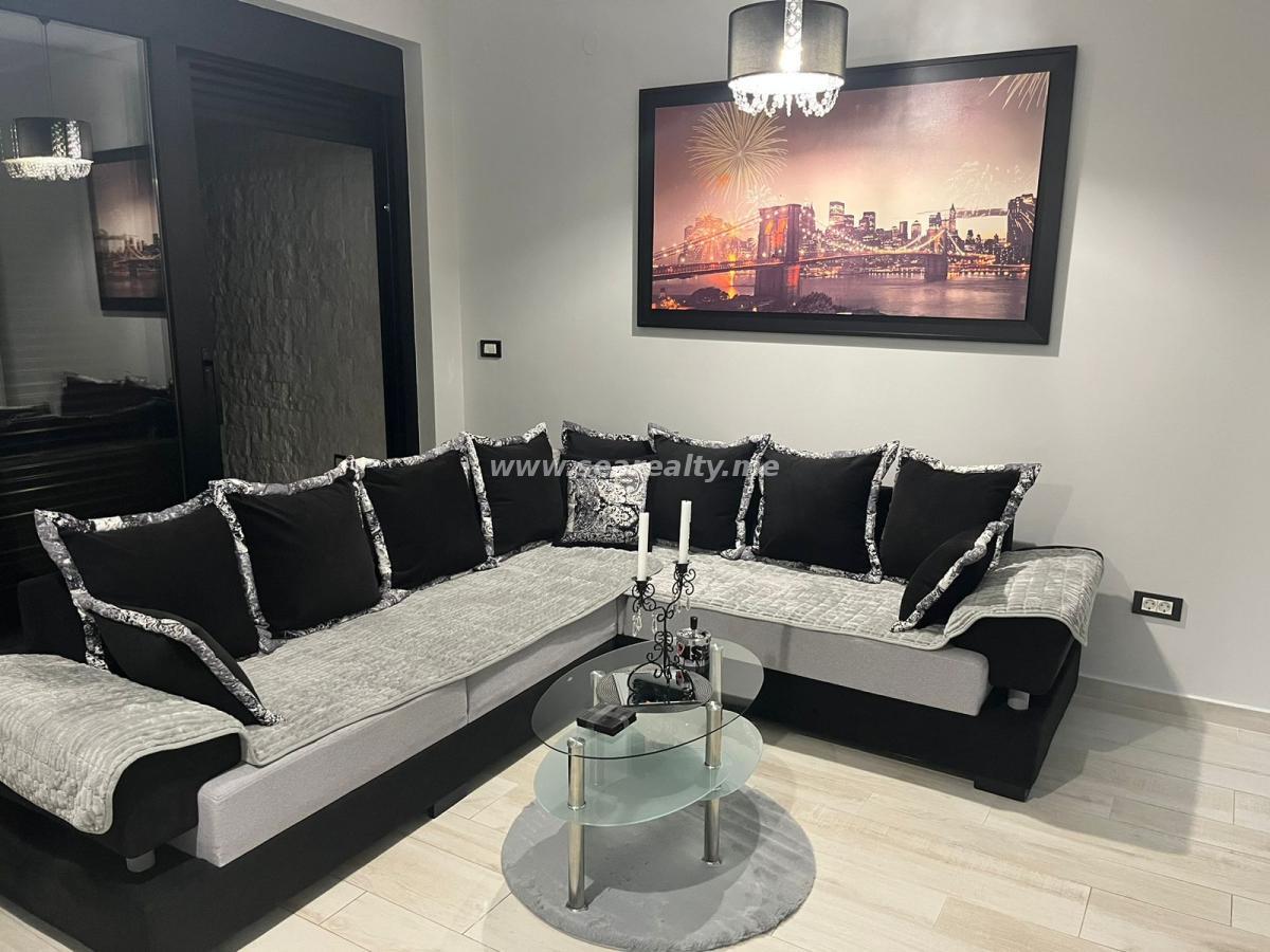 Gallery image 9