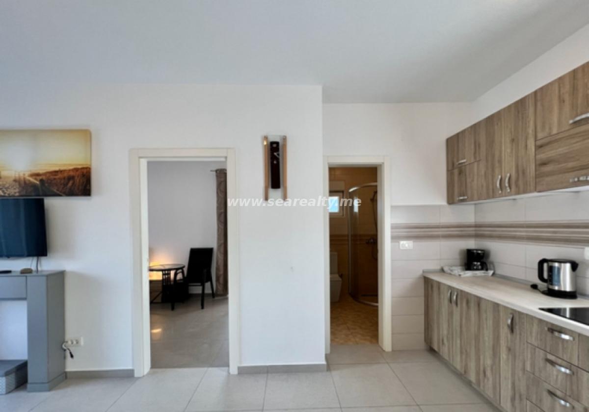 Gallery image 10