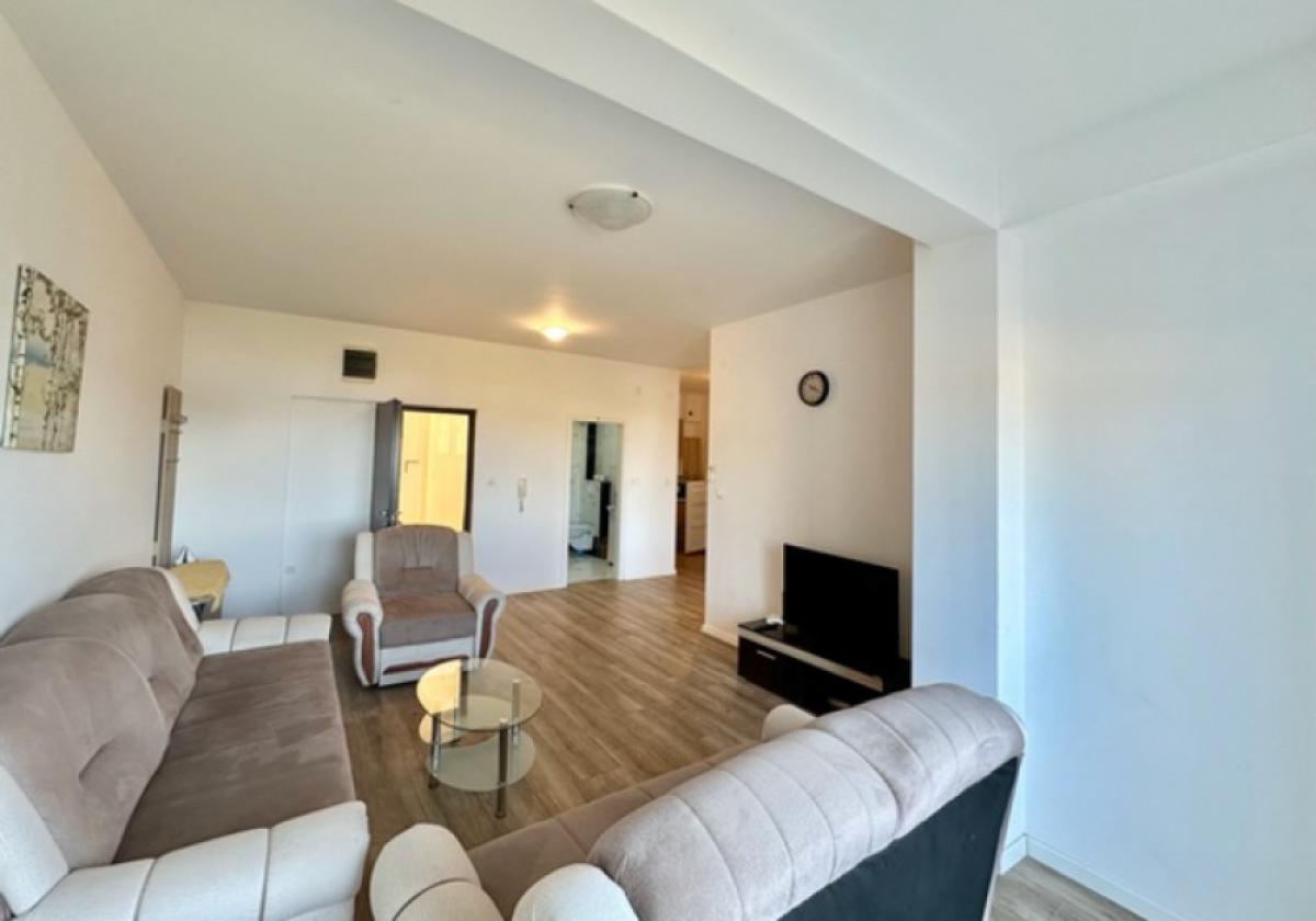 Gallery image 9