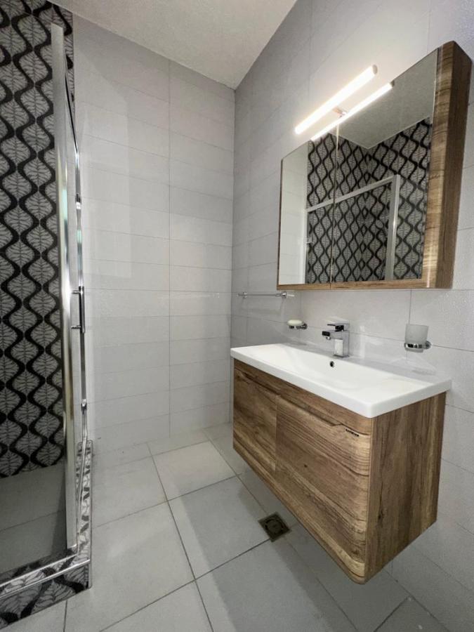 Gallery image 11