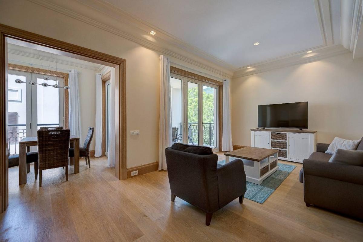 Gallery image 2