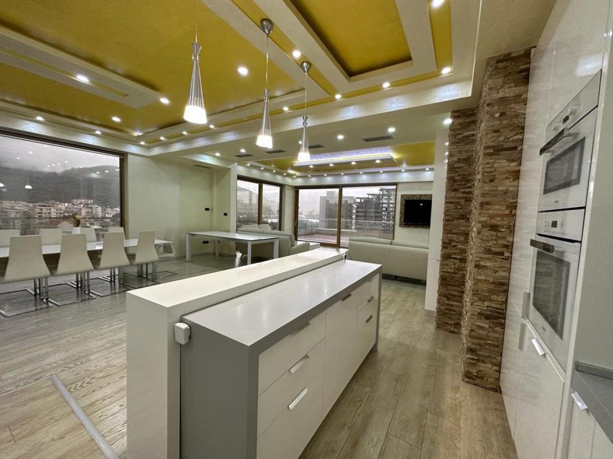 Gallery image 8