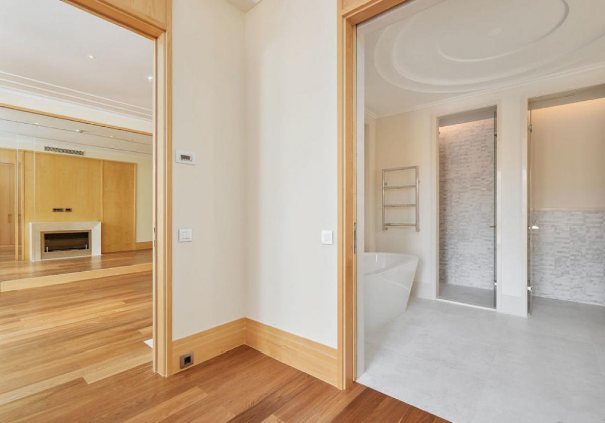 Gallery image 12
