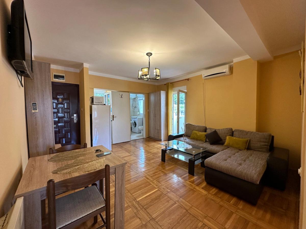 Gallery image 1
