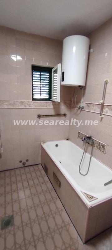 Gallery image 46