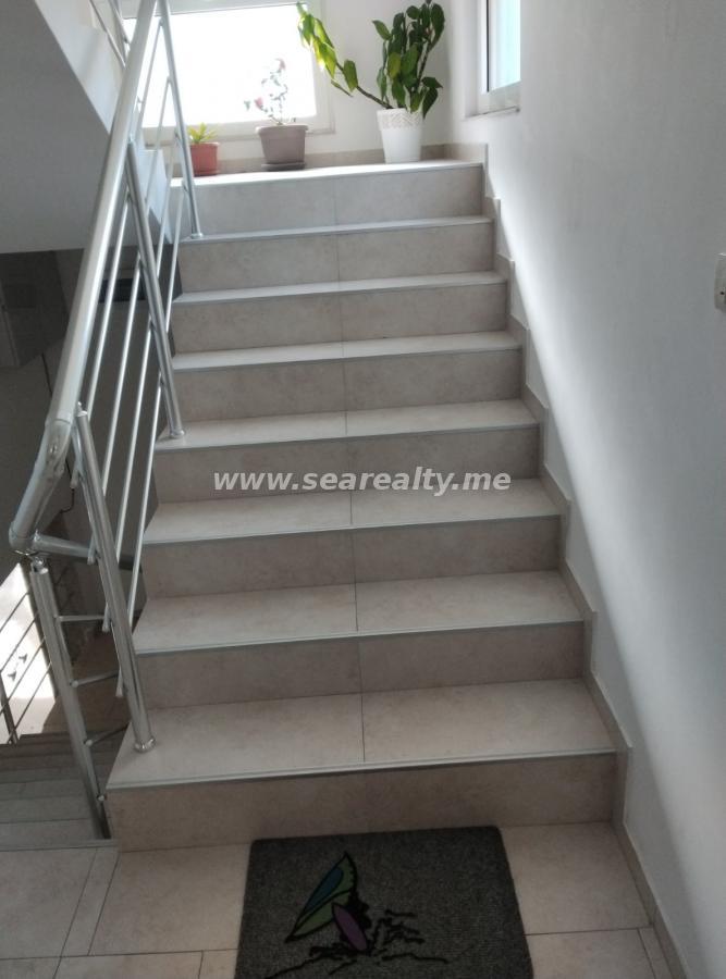 Gallery image 36