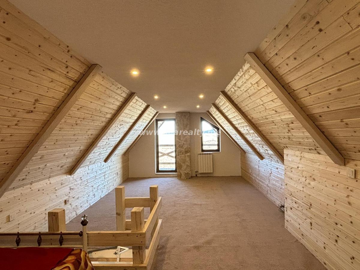 Gallery image 10