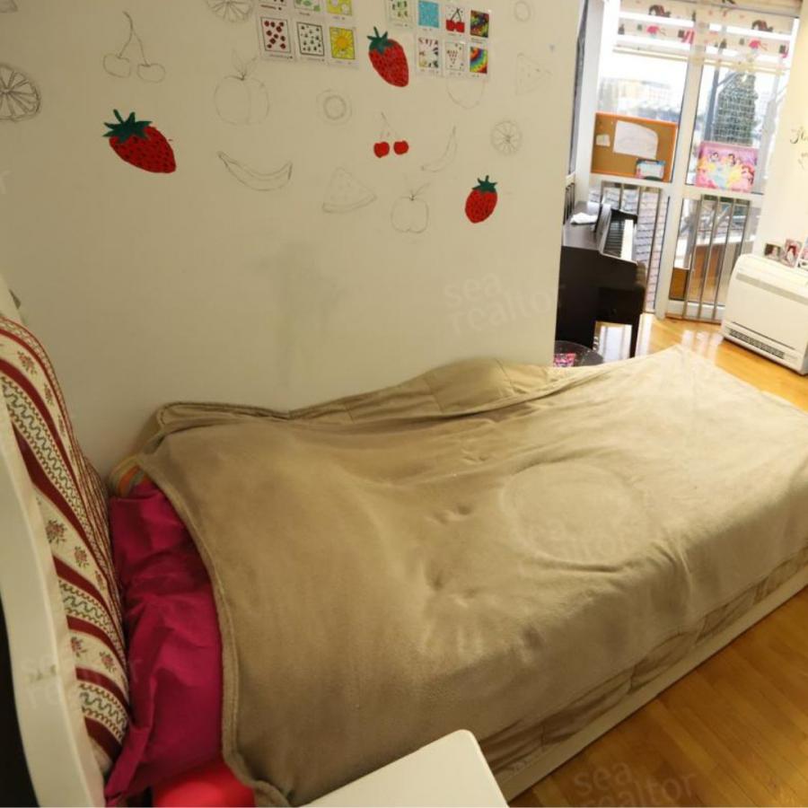 Gallery image 7