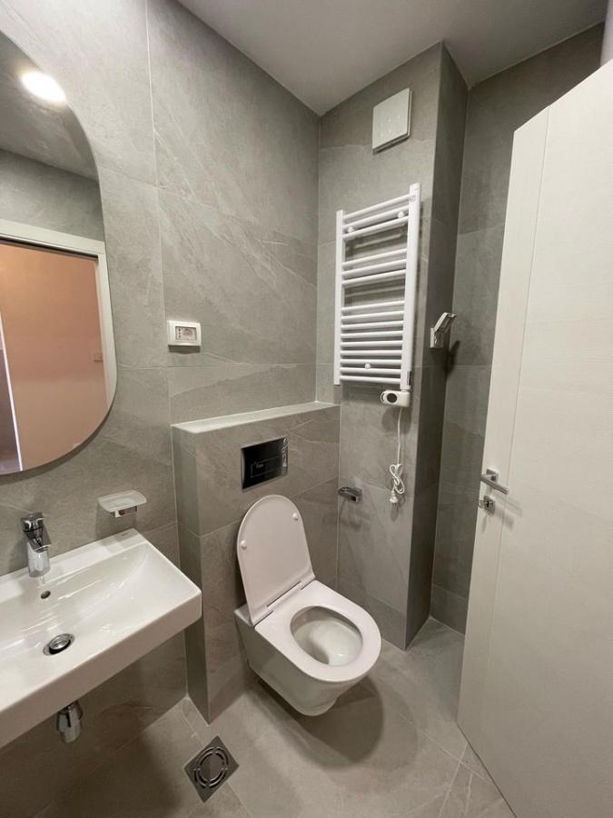 Gallery image 10