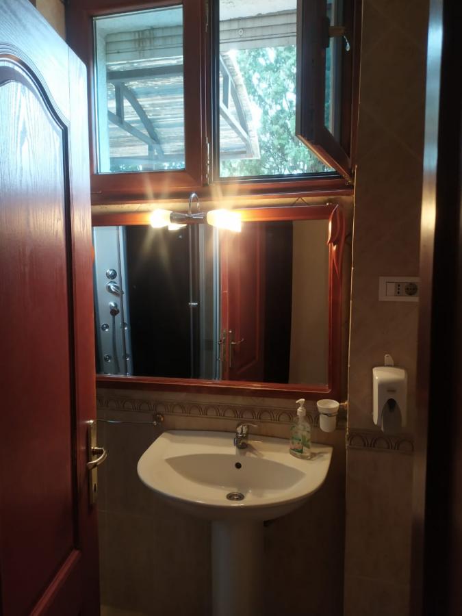 Gallery image 12