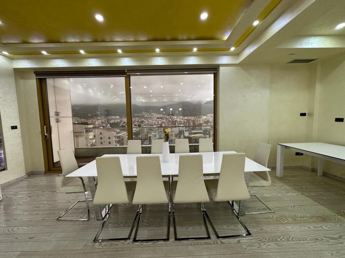 Gallery image 10