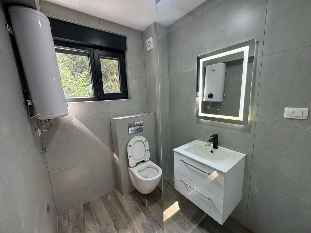 Gallery image 14