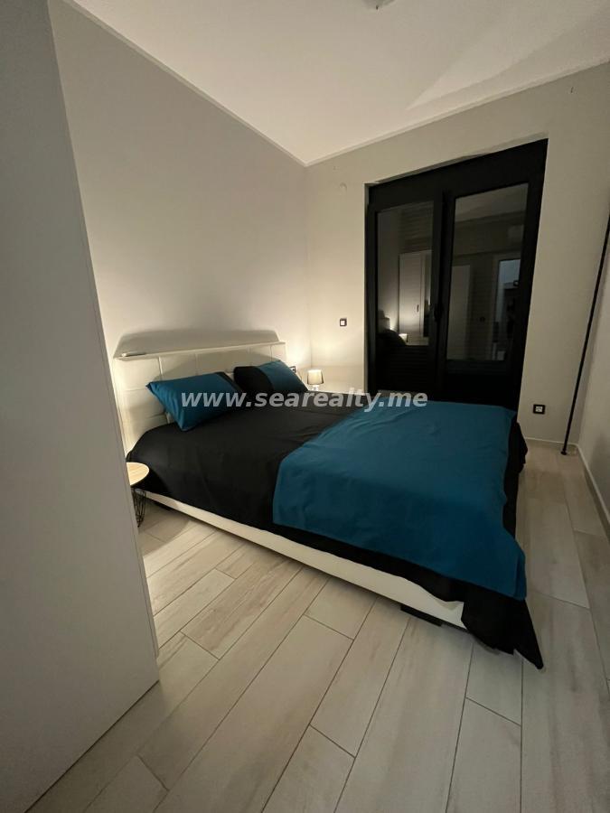 Gallery image 6