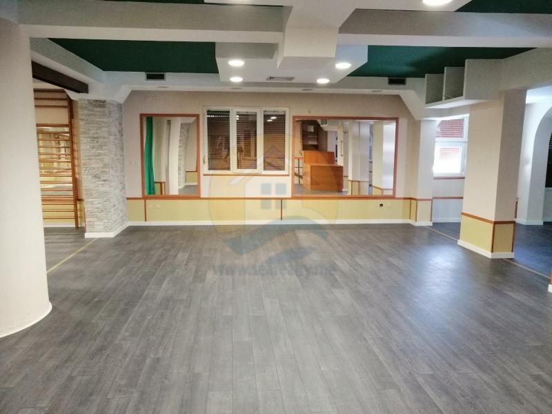 Gallery image 15