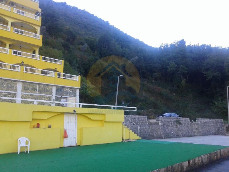 Gallery image 1