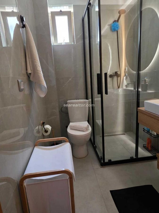 Gallery image 10