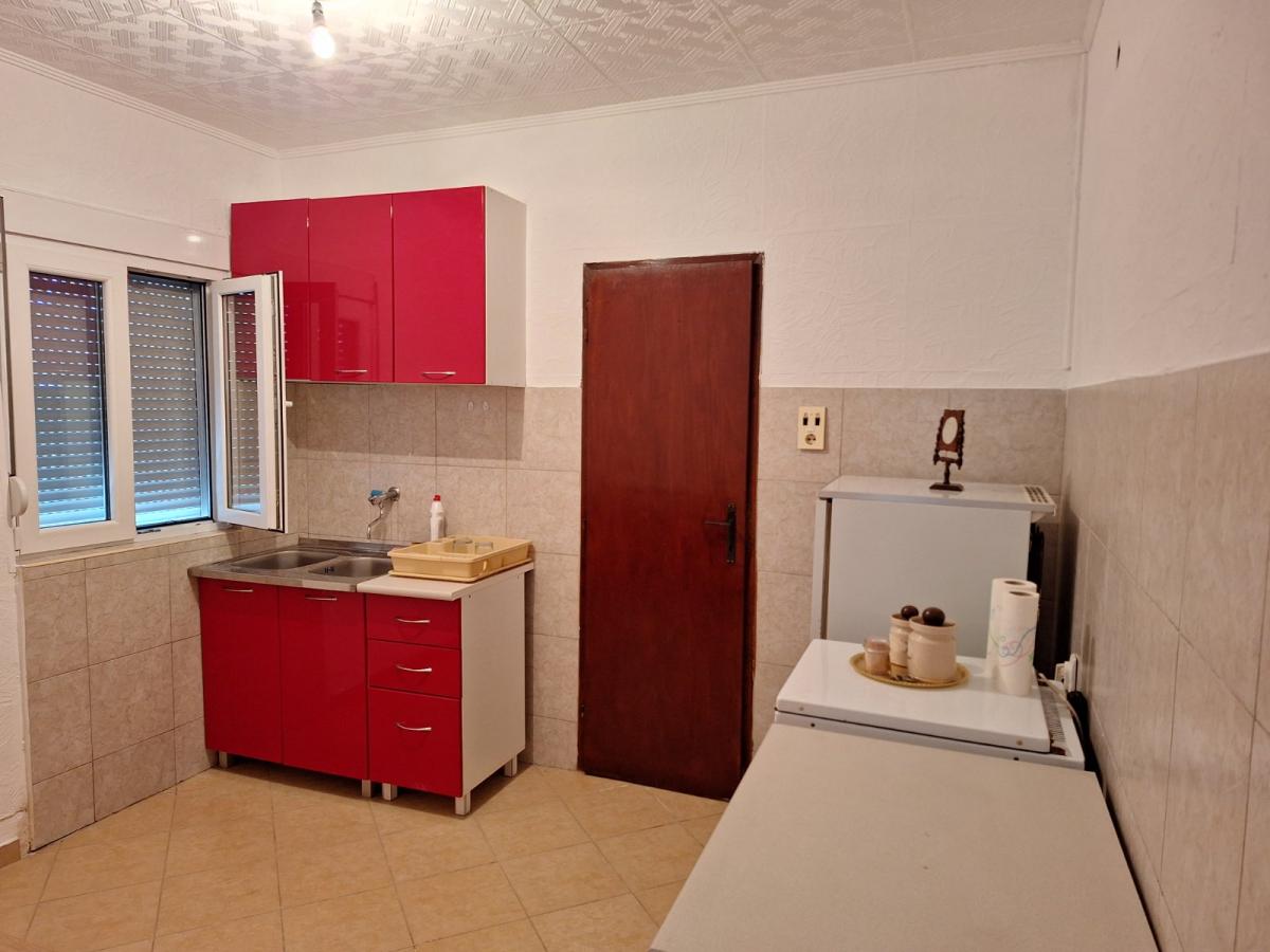 Gallery image 8