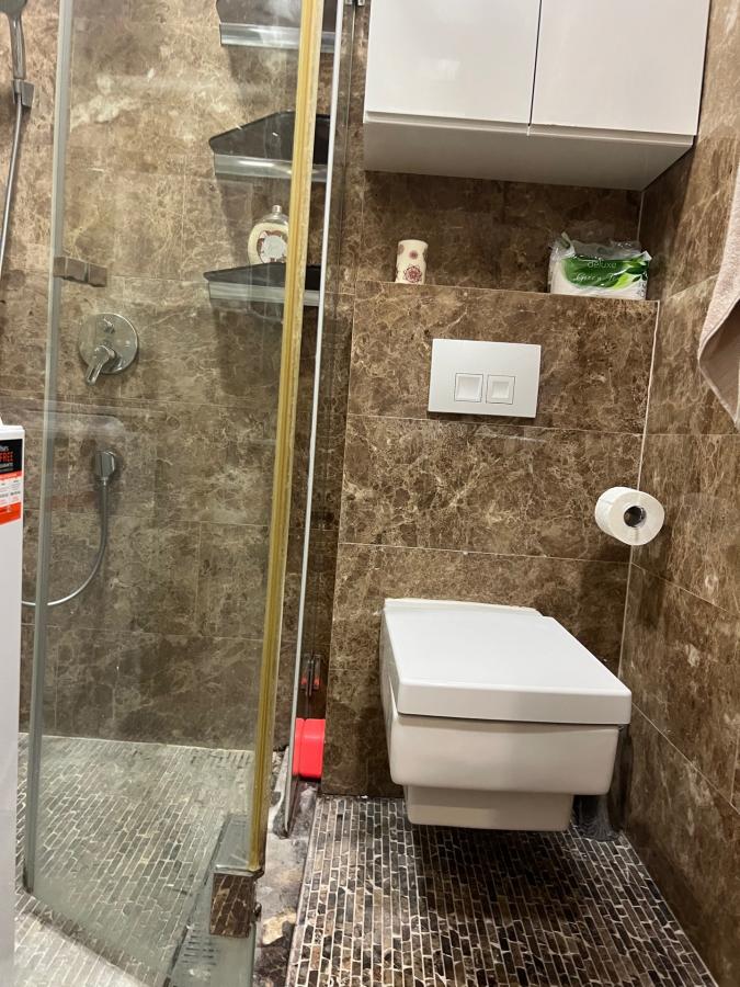 Gallery image 17