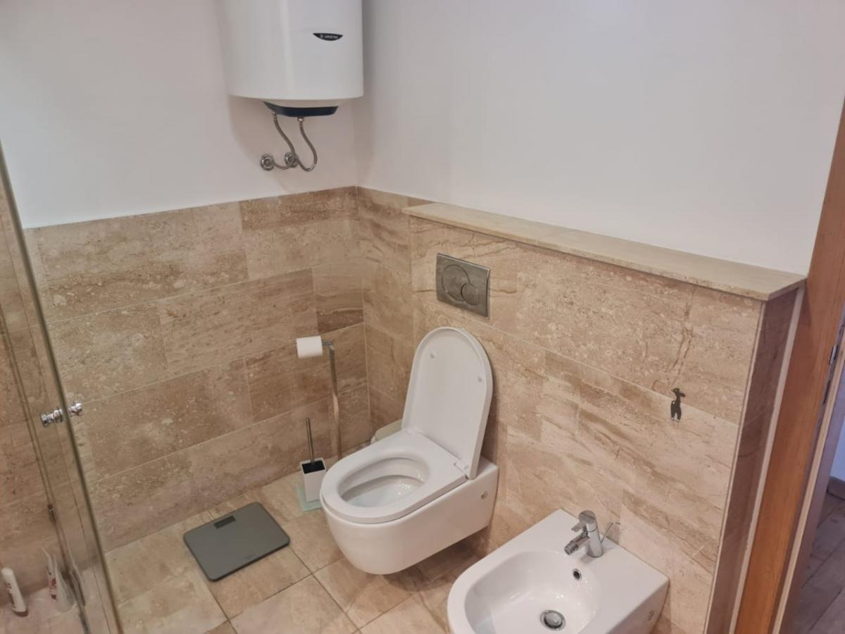 Gallery image 15