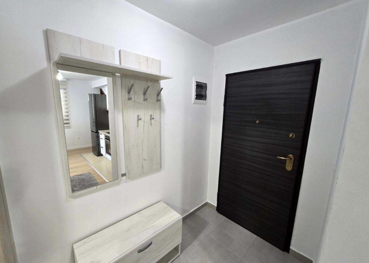 Gallery image 12