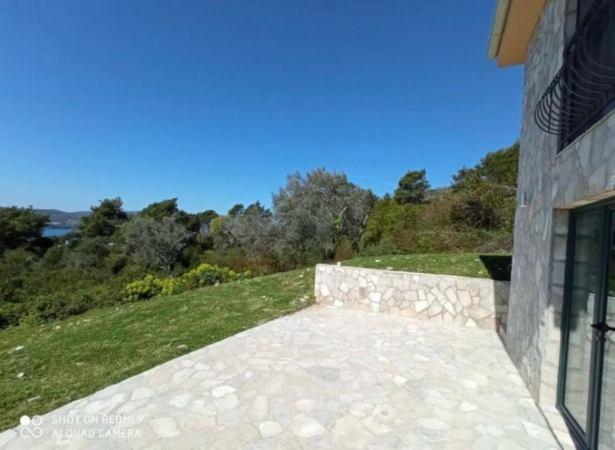 Gallery image 11