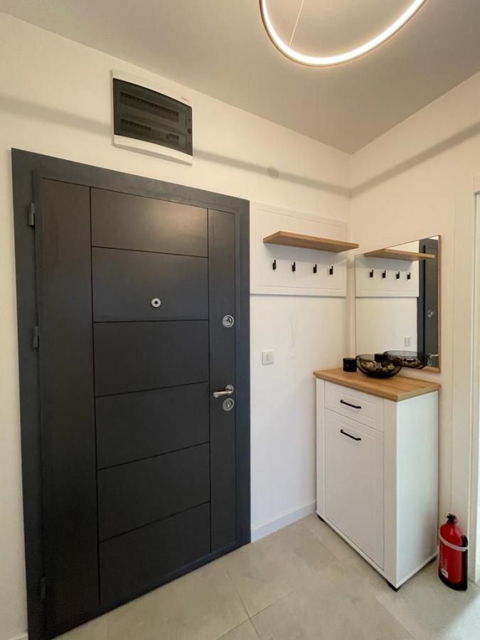 Gallery image 7