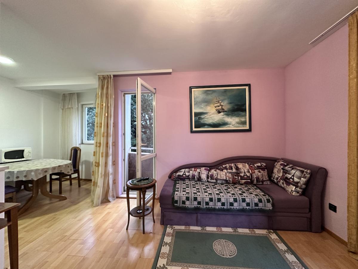 Gallery image 7