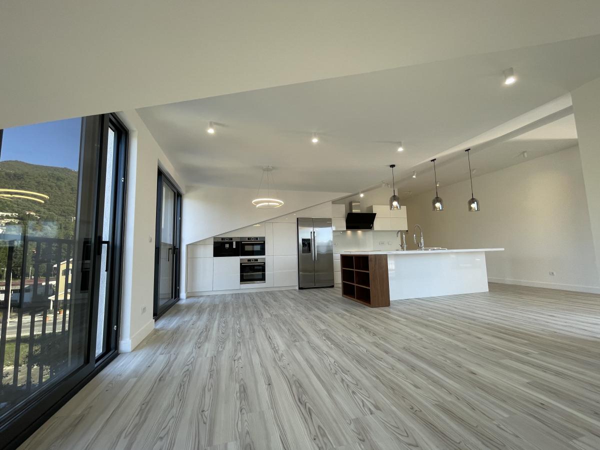 Gallery image 10