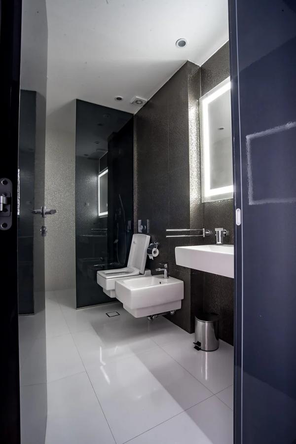 Gallery image 13