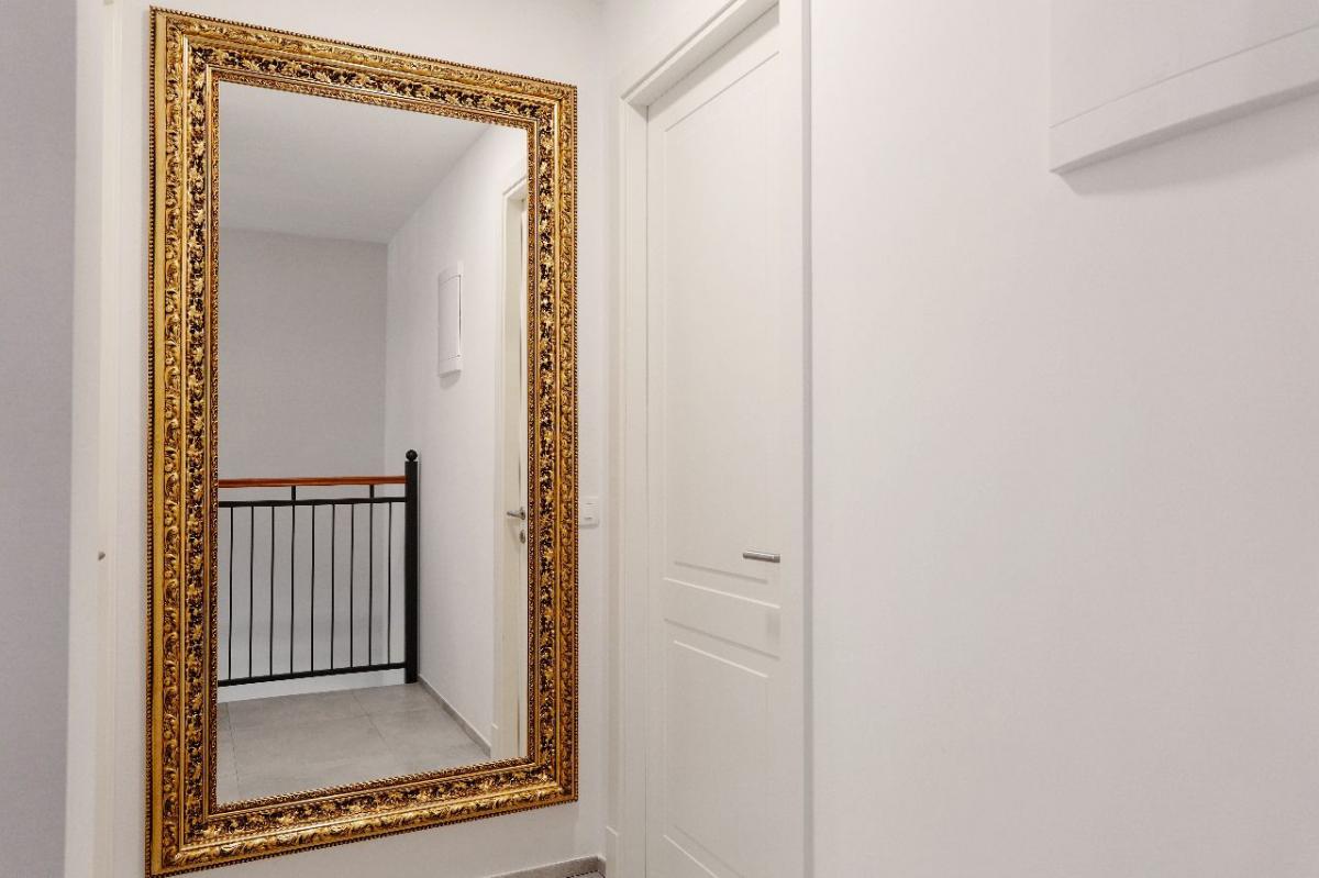 Gallery image 15