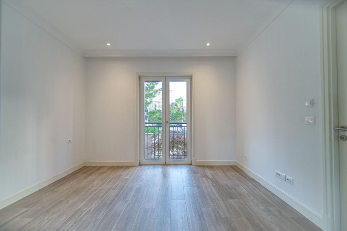 Gallery image 21