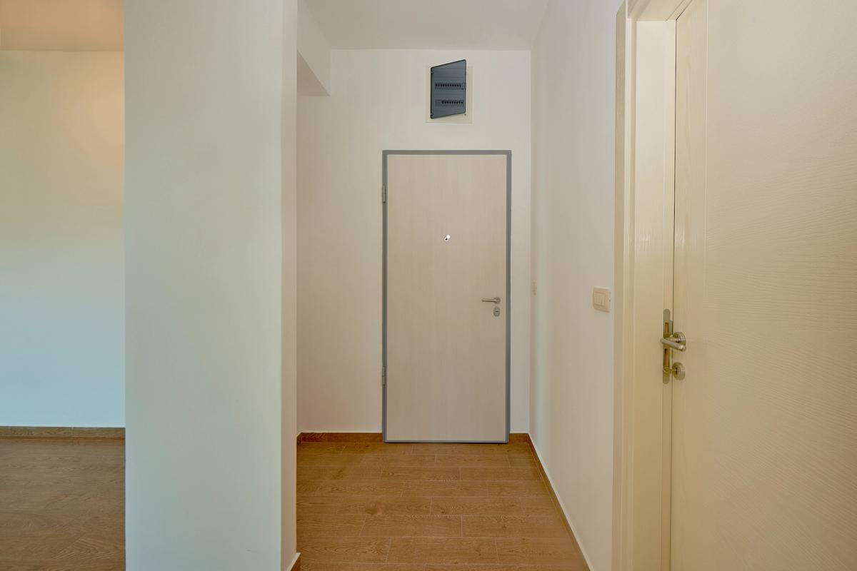 Gallery image 12
