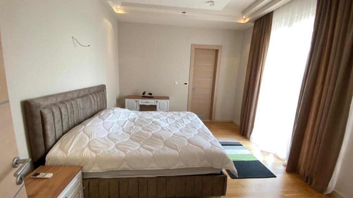 Gallery image 9