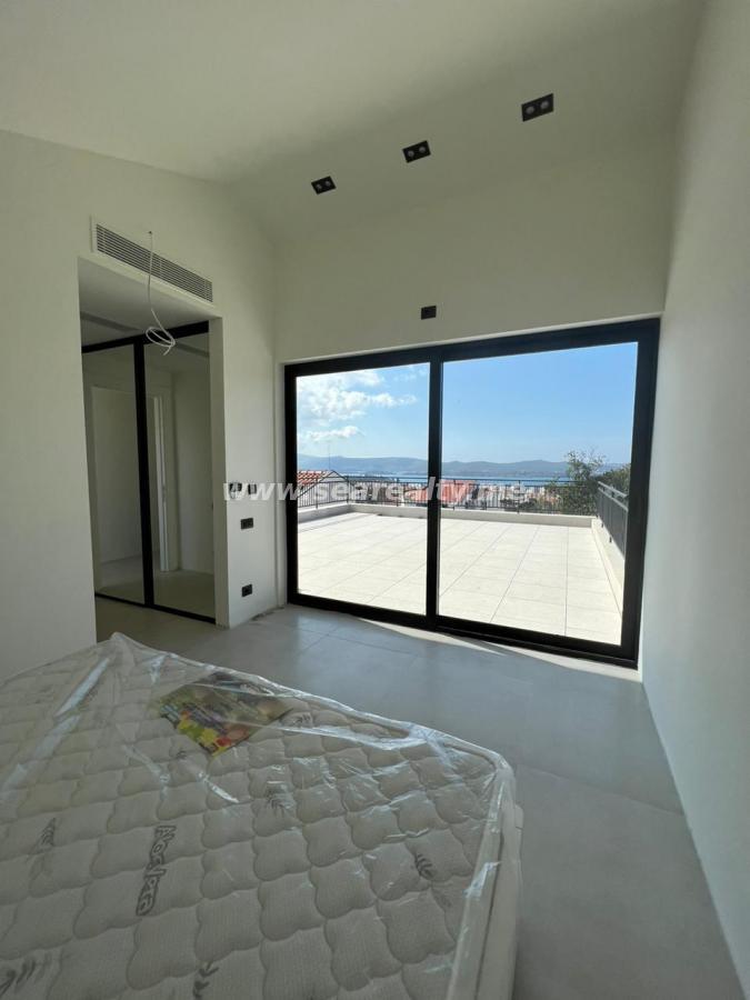 Gallery image 17