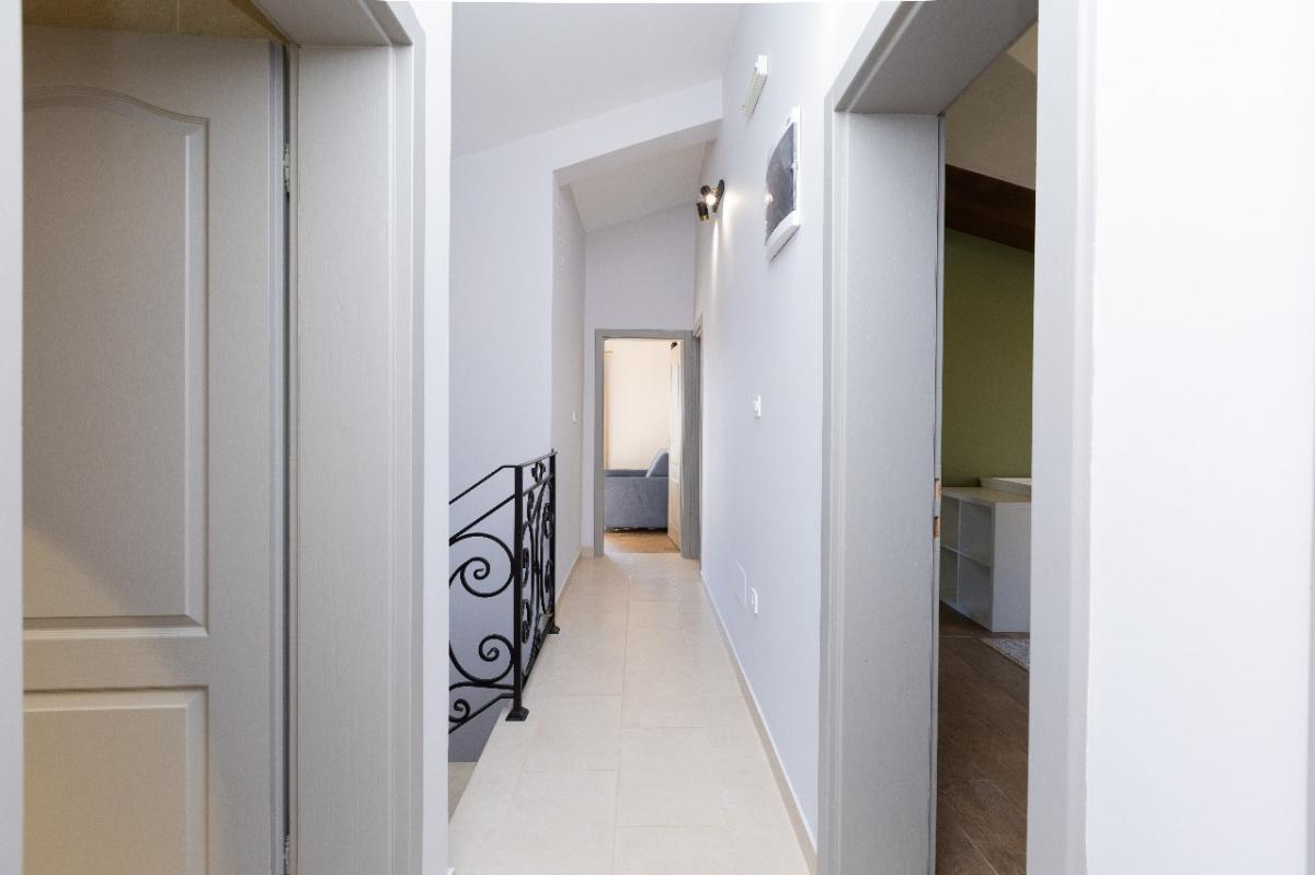 Gallery image 8