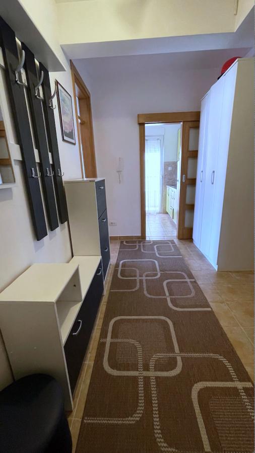 Gallery image 13