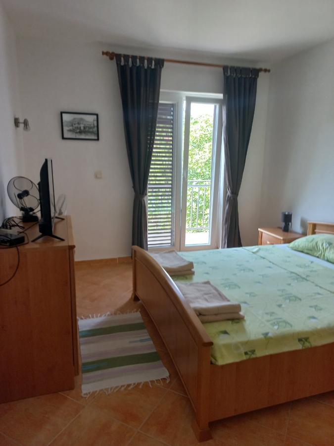 Gallery image 11
