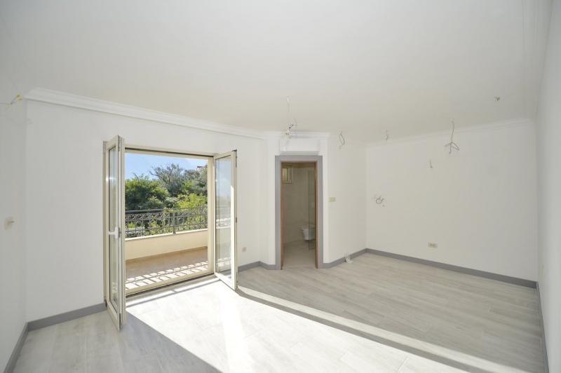 Gallery image 13