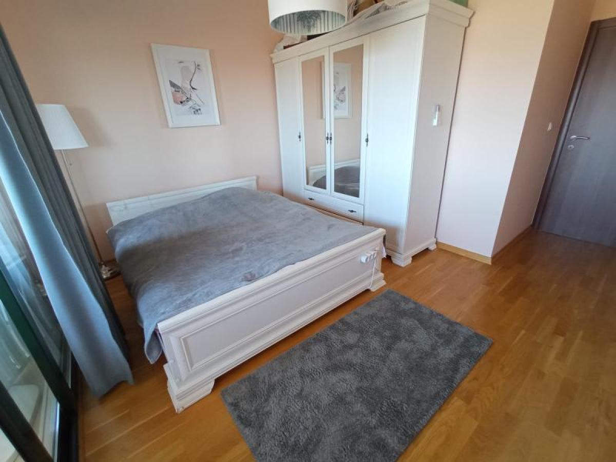 Gallery image 9
