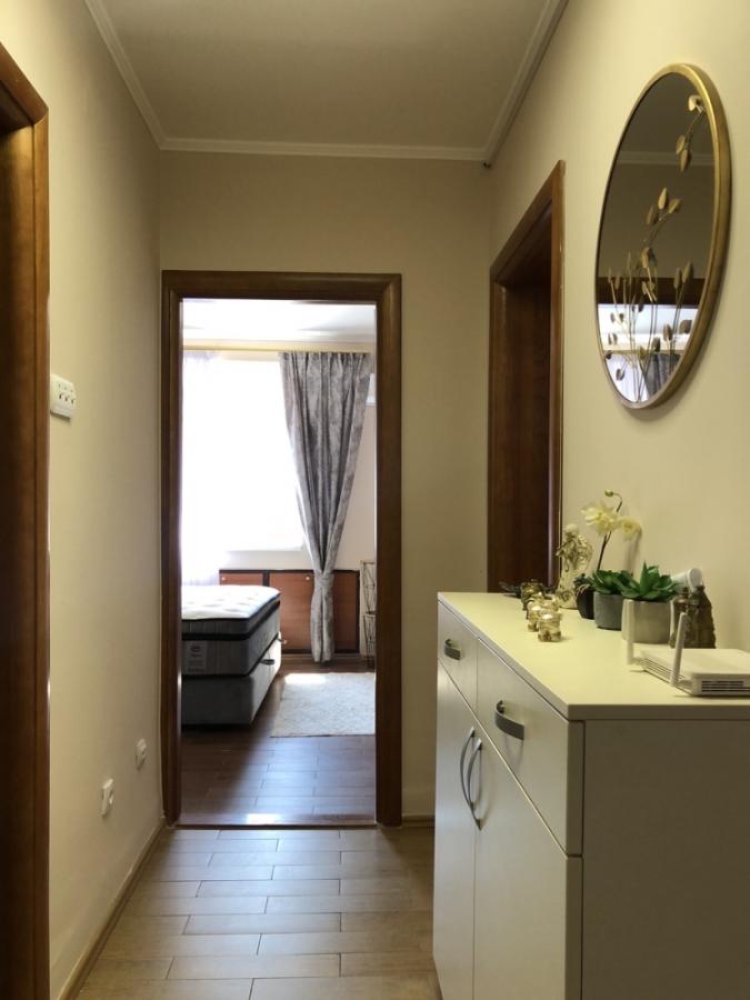 Gallery image 10
